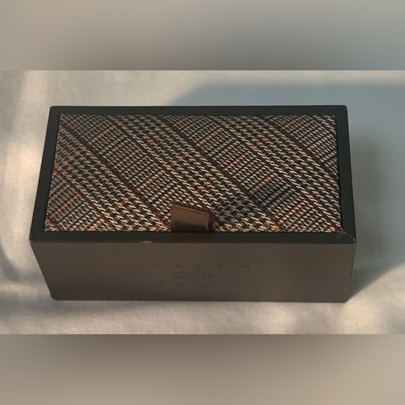 NWT Joseph Abboud Diamond Pattened  Tie Clip - Picture 4 of 7